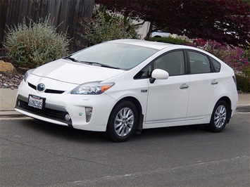 2012 Toyota Prius Plug-in Hybrid Advanced   - Photo 2 - San Diego, CA 92126