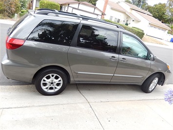 2004 Toyota Sienna XLE Limited 7 Passenger   - Photo 5 - San Diego, CA 92126