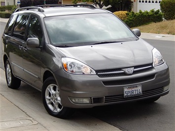 2004 Toyota Sienna XLE Limited 7 Passenger   - Photo 4 - San Diego, CA 92126