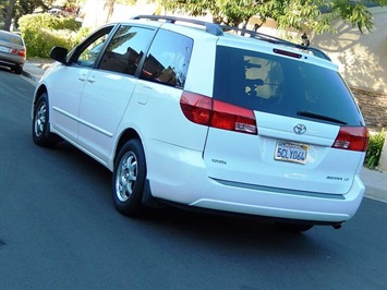 2004 Toyota Sienna LE 7 Passenger   - Photo 3 - San Diego, CA 92126