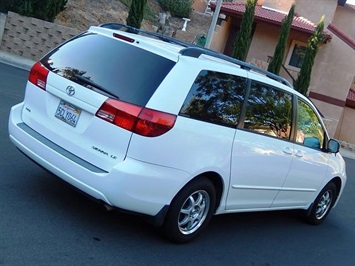 2004 Toyota Sienna LE 7 Passenger   - Photo 5 - San Diego, CA 92126