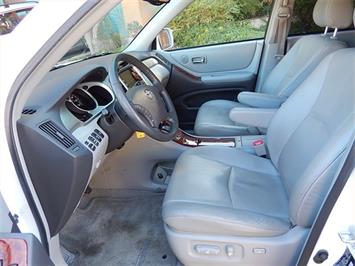 2006 Toyota Highlander Hybrid Limited AWD NAV + DVD   - Photo 17 - San Diego, CA 92126