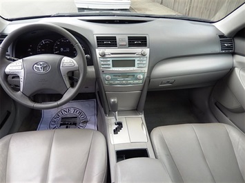 2007 Toyota Camry Hybrid   - Photo 24 - San Diego, CA 92126