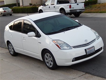 2009 Toyota Prius  Pkg 6 - Photo 4 - San Diego, CA 92126