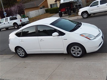 2009 Toyota Prius  Pkg 6 - Photo 5 - San Diego, CA 92126