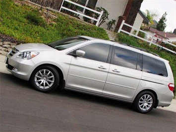 2006 Honda Odyssey Touring   - Photo 4 - San Diego, CA 92126