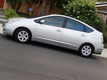 2008 Toyota Prius >  Pacage 5  <   - Photo 1 - San Diego, CA 92126