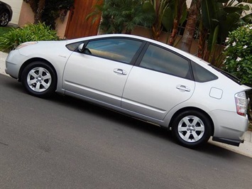 2008 Toyota Prius >  Pacage 5  <   - Photo 4 - San Diego, CA 92126