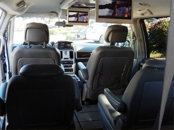 2010 Chrysler Town & Country Touring   - Photo 29 - San Diego, CA 92126