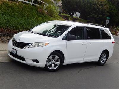 2014 Toyota Sienna LE 8-Passenger   - Photo 2 - San Diego, CA 92126