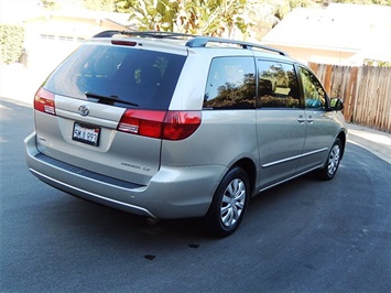 2005 Toyota Sienna LE 8 Passenger   - Photo 7 - San Diego, CA 92126