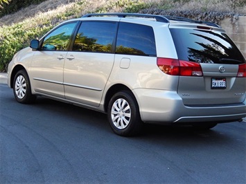 2005 Toyota Sienna LE 8 Passenger   - Photo 9 - San Diego, CA 92126