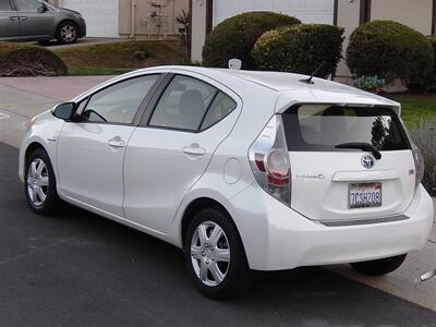 2013 Toyota Prius c Three   - Photo 5 - San Diego, CA 92126