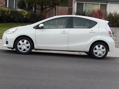 2013 Toyota Prius c Three   - Photo 11 - San Diego, CA 92126