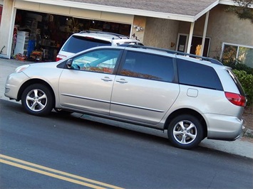 2005 Toyota Sienna LE 7 Passenger   - Photo 31 - San Diego, CA 92126