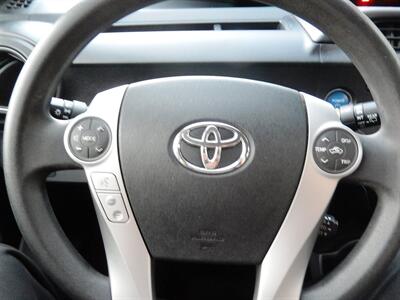 2012 Toyota Prius c Four   - Photo 17 - San Diego, CA 92126