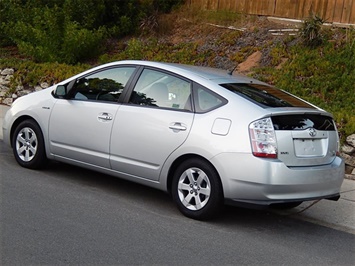 2008 Toyota Prius  Pkg 6 - Photo 7 - San Diego, CA 92126