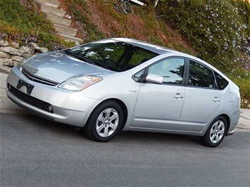 2008 Toyota Prius  Pkg 6 - Photo 2 - San Diego, CA 92126