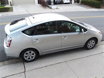 2008 Toyota Prius  Pkg 6 - Photo 4 - San Diego, CA 92126