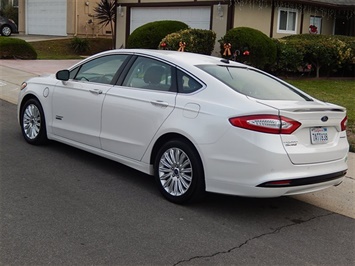 2013 Ford Fusion Energi Titanium   - Photo 8 - San Diego, CA 92126