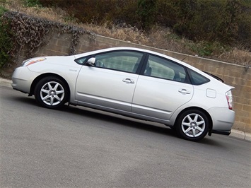 2008 Toyota Prius Touring   - Photo 1 - San Diego, CA 92126