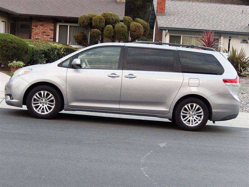 2011 Toyota Sienna XLE 8-Passenger