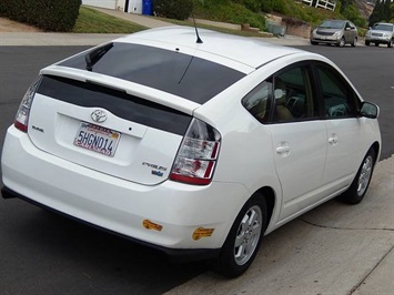 2004 Toyota Prius   - Photo 5 - San Diego, CA 92126