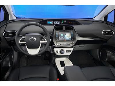 2016 Toyota Prius Three Touring   - Photo 4 - San Diego, CA 92126