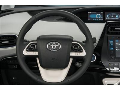 2016 Toyota Prius Three Touring   - Photo 8 - San Diego, CA 92126