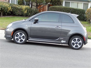 2015 FIAT 500e  with Navigation - Photo 1 - San Diego, CA 92126