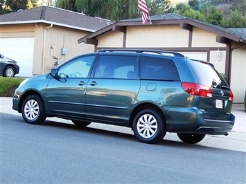 2005 Toyota Sienna LE 7 Passenger   - Photo 10 - San Diego, CA 92126