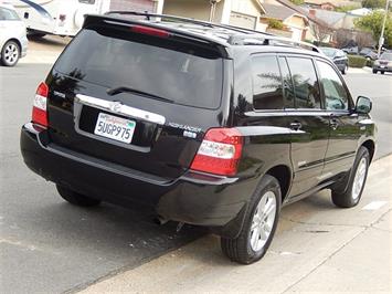 2006 Toyota Highlander Hybrid Limited 7 Passengers   - Photo 6 - San Diego, CA 92126