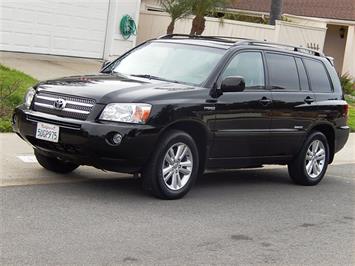 2006 Toyota Highlander Hybrid Limited 7 Passengers   - Photo 2 - San Diego, CA 92126