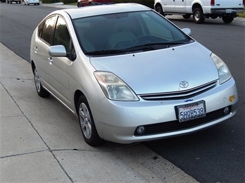 2004 Toyota Prius Package 5   - Photo 4 - San Diego, CA 92126