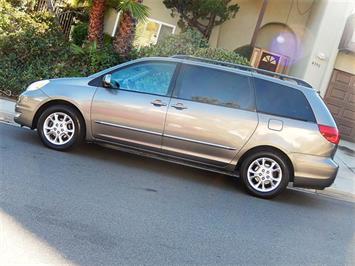 2005 Toyota Sienna XLE Limited 7 Passenger /DVD   - Photo 1 - San Diego, CA 92126