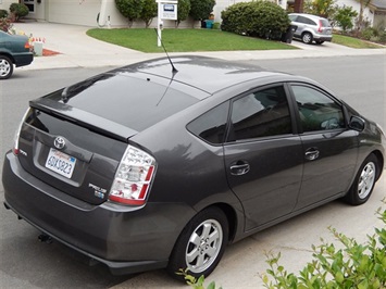 2008 Toyota Prius  Package 6 - Photo 5 - San Diego, CA 92126