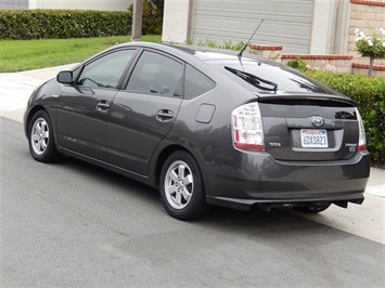 2008 Toyota Prius  Package 6 - Photo 7 - San Diego, CA 92126