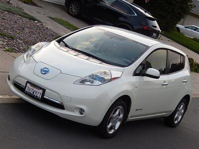 2011 Nissan LEAF SL   - Photo 2 - San Diego, CA 92126