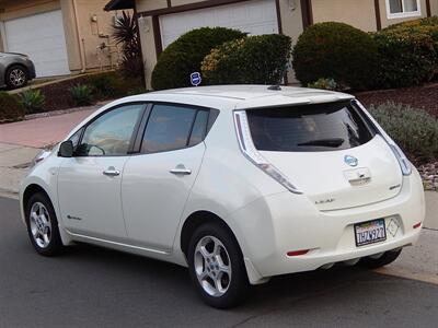 2011 Nissan LEAF SL   - Photo 8 - San Diego, CA 92126