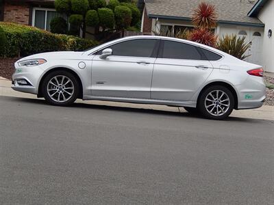 2017 Ford Fusion Energi SE Luxury  