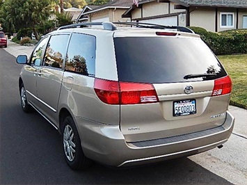 2004 Toyota Sienna LE 7 Passenger   - Photo 3 - San Diego, CA 92126