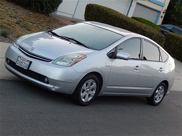 2007 Toyota Prius  Package 5 - Photo 2 - San Diego, CA 92126