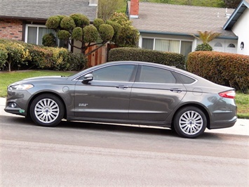 2015 Ford Fusion Energi SE Luxury   - Photo 1 - San Diego, CA 92126