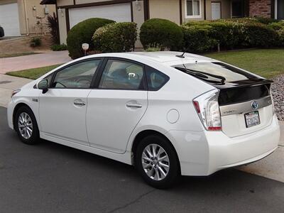 2014 Toyota Prius Plug-in Hybrid   - Photo 3 - San Diego, CA 92126