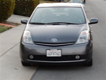 2009 Toyota Prius Touring  Pkg 6 - Photo 3 - San Diego, CA 92126