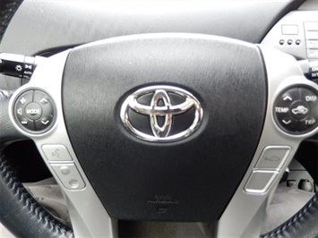 2012 Toyota Prius Plug-in Hybrid Advanced   - Photo 16 - San Diego, CA 92126