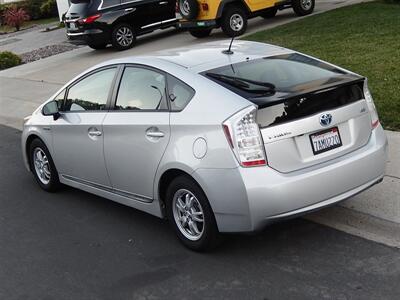 2010 Toyota Prius IV   - Photo 9 - San Diego, CA 92126