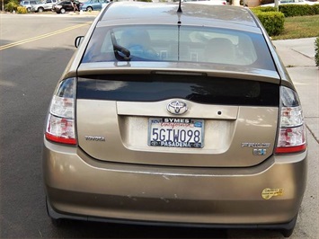 2004 Toyota Prius Package 5   - Photo 9 - San Diego, CA 92126