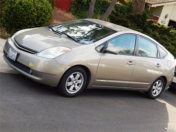 2004 Toyota Prius Package 5   - Photo 4 - San Diego, CA 92126