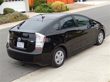 2010 Toyota Prius III  Solar PKG - Photo 5 - San Diego, CA 92126